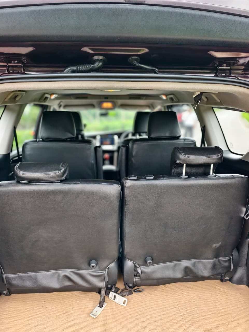 Toyota Innova Crysta 2.4 VX 2017 - Image 6